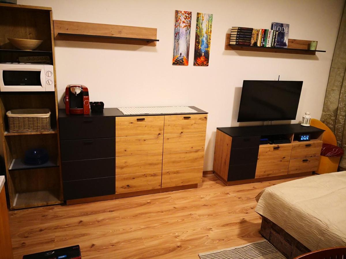 Apartman Sedmicka Horec Доновалы Экстерьер фото